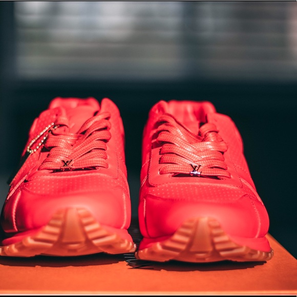 NEW 2017 LOUIS VUITTON X SUPREME RUN AWAY SNEAKERS - Picture 4 of 8